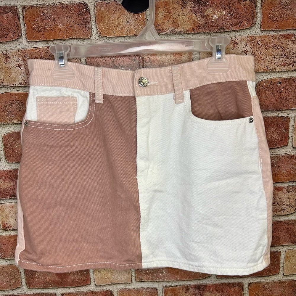 Denim retro 90’s pink & brown color block jean  mini skirt Pretty Little Thing